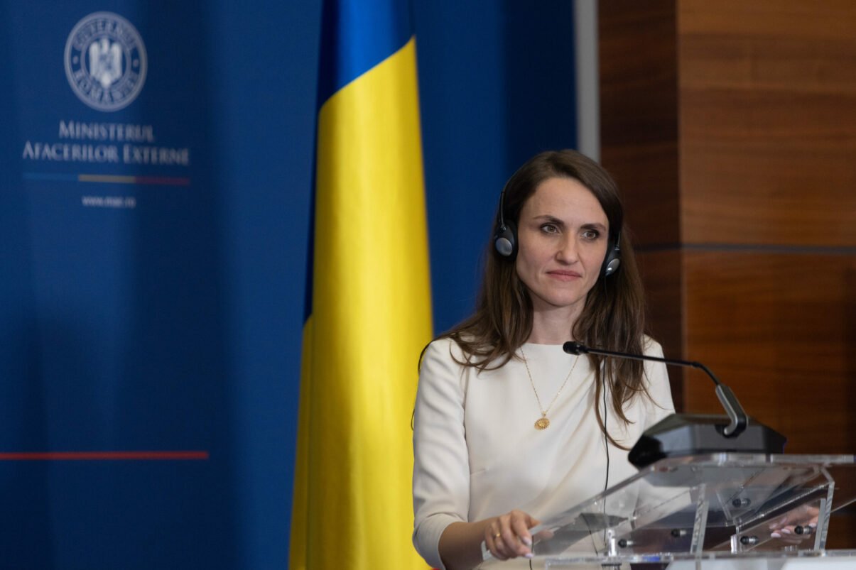 Grindeanu cere clarificări urgente privind repatrierea, Bolojan refuză verificarea Vicepremierul Sorin Grindeanu a solicitat, într-o ședință internă, clarificarea urgentă a modului în care a fost gestionat procesul de repatriere a cetățenilor români din Orientul Mijlociu