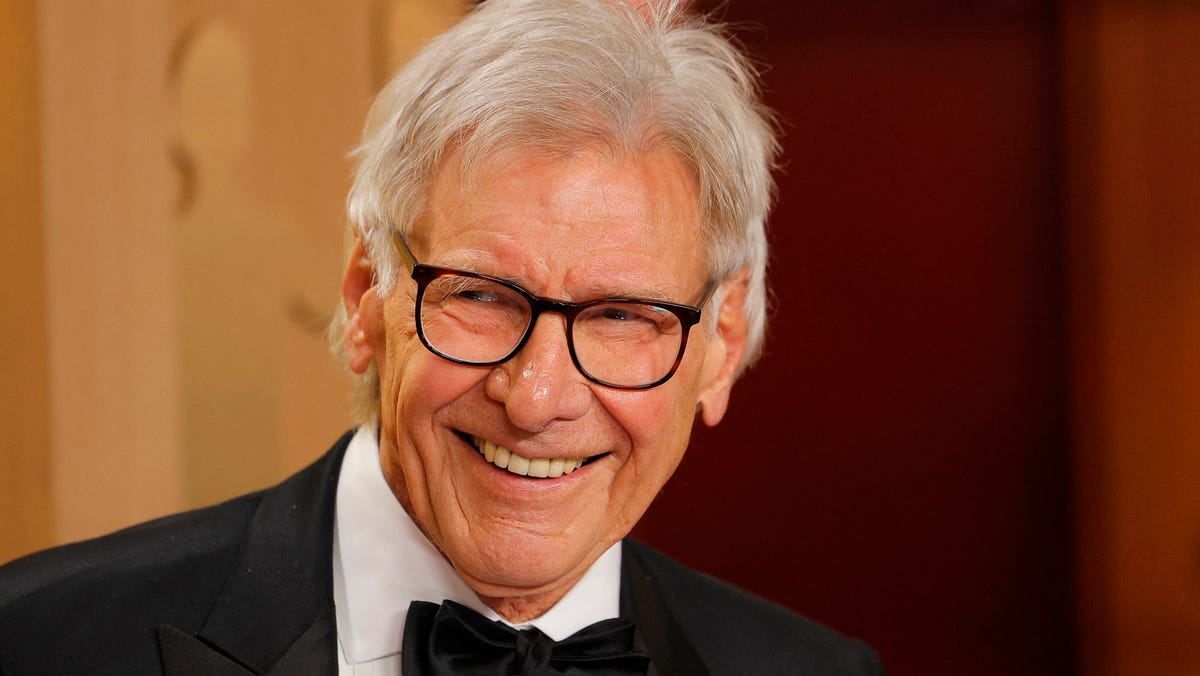 Harrison Ford, omagiat la Premiile Actorilor: „Sunt încă un actor activ” Los Angeles – Celebrul actor Harrison Ford a fost recompensat cu premiul pentru întreaga carieră la cea de-a 32-a ediție a Premiilor Actorilor (Actor Awards), eveniment desfășurat în această săptămână