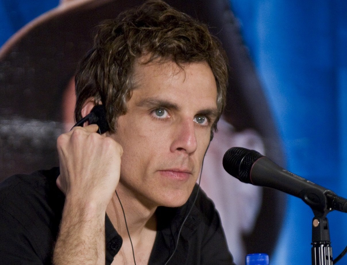 Ben Stiller, critică dur Casa Albă pentru utilizarea imaginii sale într-un videoclip de propagandă Actorul Ben Stiller a solicitat public Casei Albe să elimine un clip video utilizat de aceasta pe platforma X, care conținea fragmente din filmul „Tropic Thunder”, regizat de Stiller, alături de scene din alte producții cinematografice