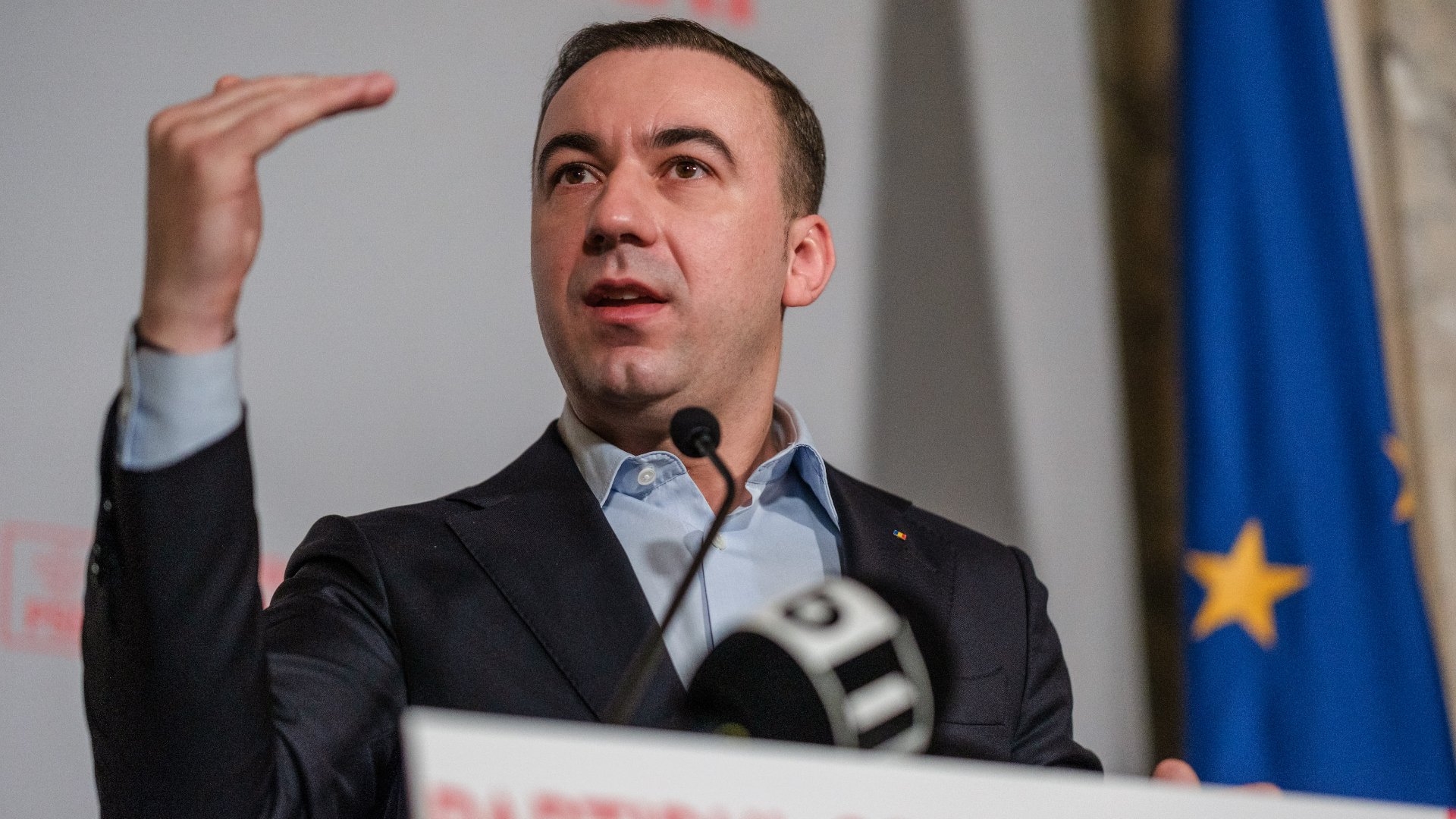 Prețul carburanților ar putea exploda: Ministrul Energiei avertizează asupra riscului de 10 lei/litru Riscul ca prețul unui litru de carburant să atingă pragul de 10 lei este, de acum, real