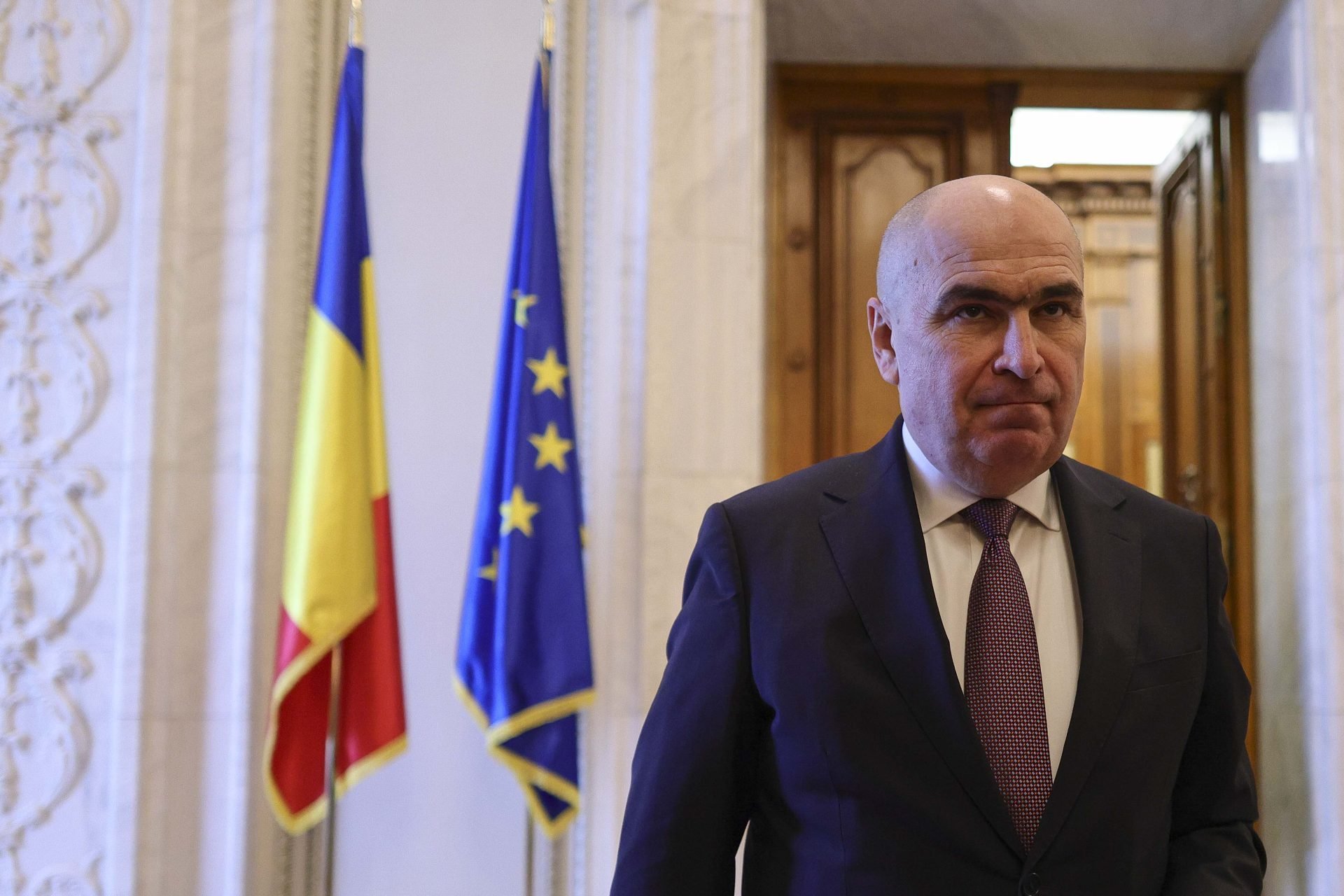 Bolojan anunță reducerea accizei la carburanți: „Avem două ipoteze”