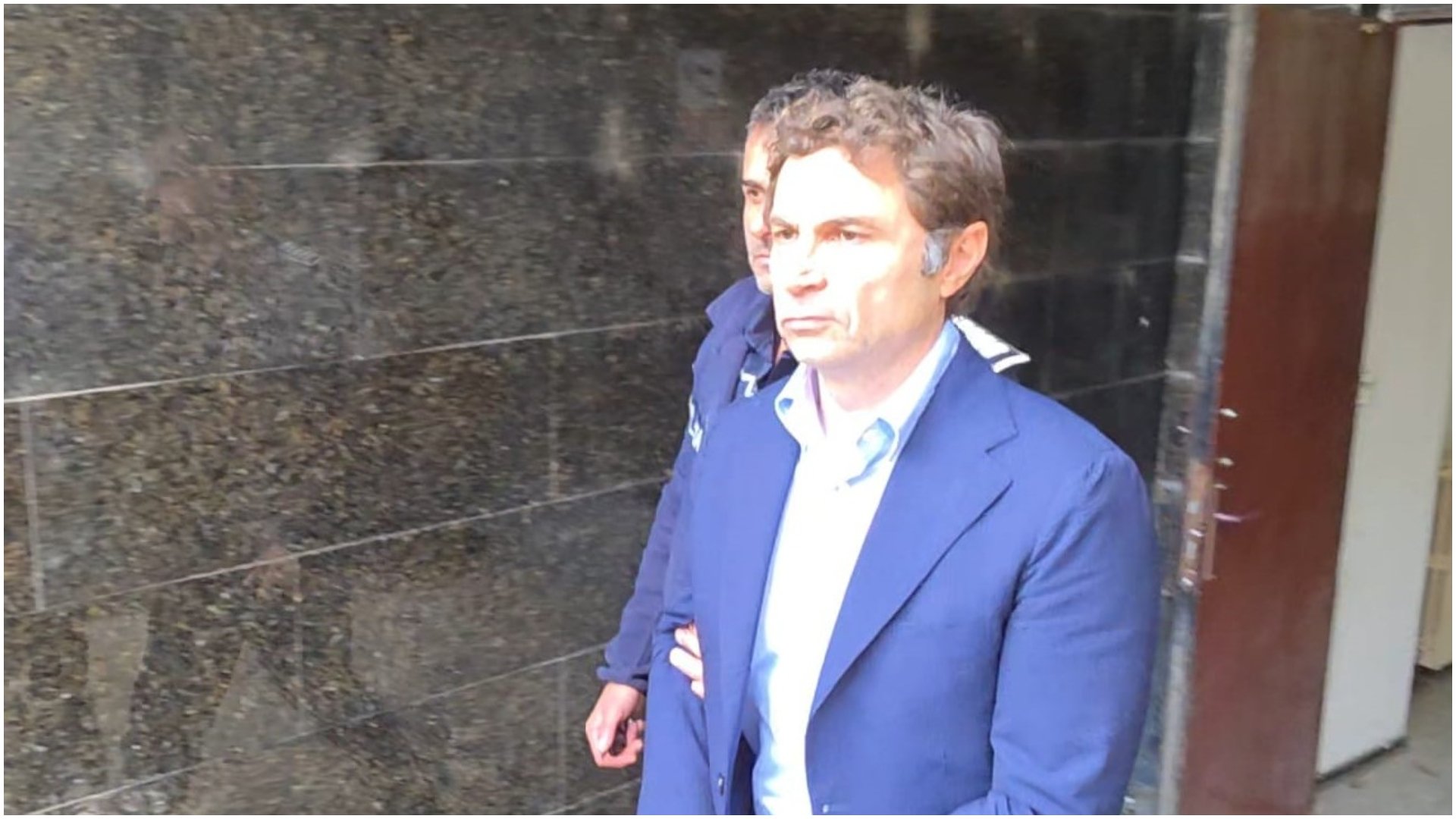 Fostul primar al Mangaliei, Cristian Radu, plasat în arest la domiciliu Cristian Radu, fostul primar liberal al municipiului Mangalia, a fost plasat în arest la domiciliu de Curtea de Apel Constanța