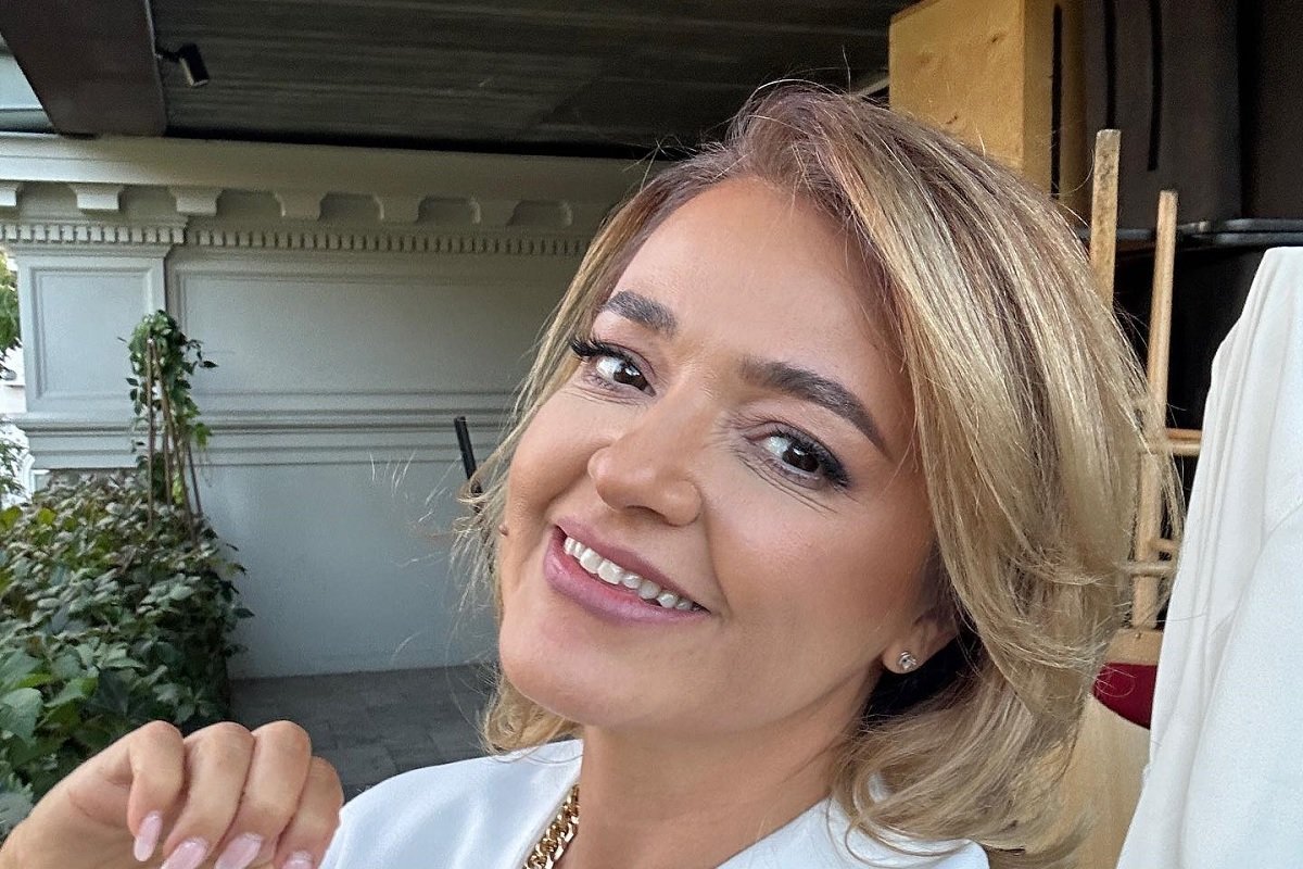 Cristina Bâtlan își prezintă casa amenajată în stil japonez, un sanctuar al simplității și echilibrului Cristina Bâtlan, cunoscută pentru aparițiile sale în emisiunea „Imperiul Leilor”, a dezvăluit publicului modul în care și-a amenajat locuința