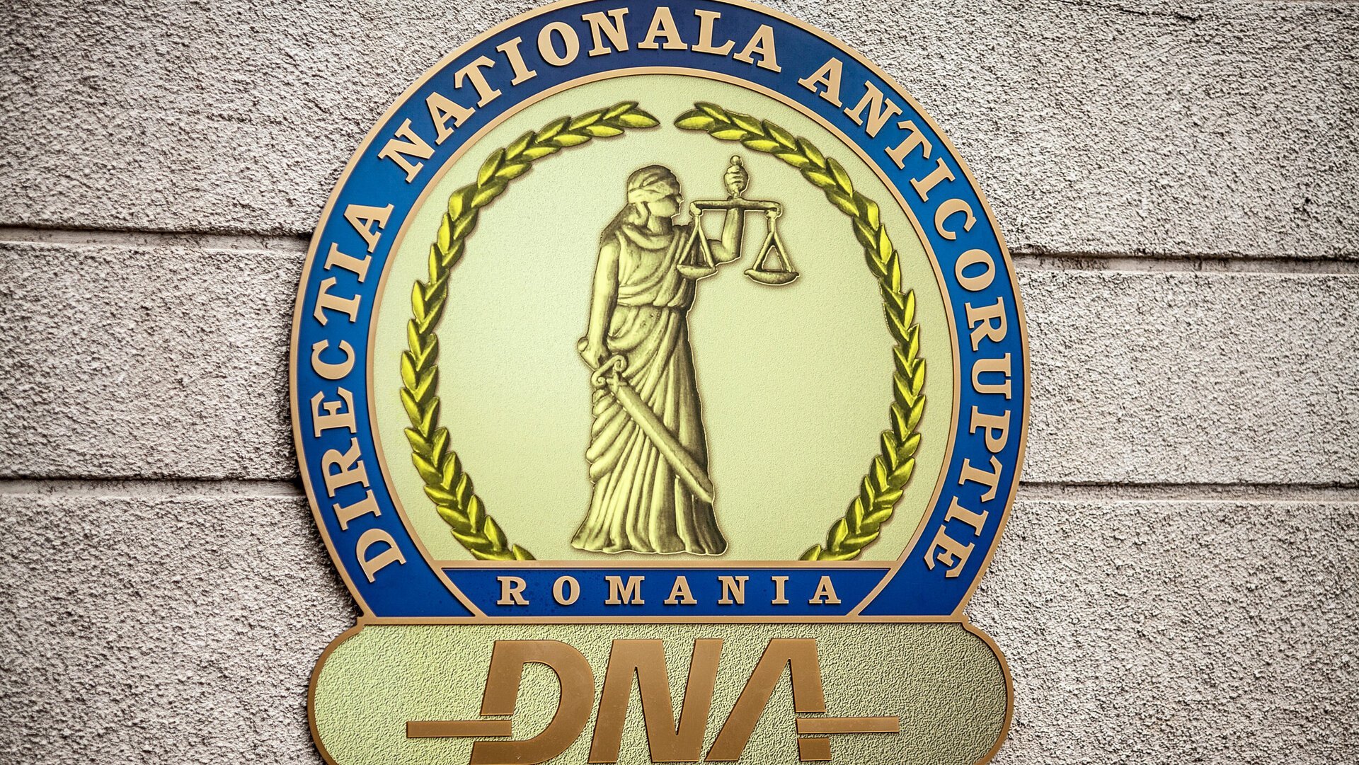 Șefi vamali din constanța, reținuți de dna pentru mită, cerută arestare (stenograme)