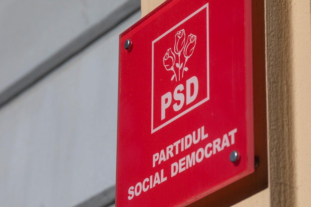 PSD condamnă limbajul xenofob al deputatului Câciu Partidul Social Democrat a reacționat joi la derapajul xenofob al deputatului Adrian Câciu, fost ministru de Finanțe, care l-a jignit pe deputatul UDMR Hajdu Gabor