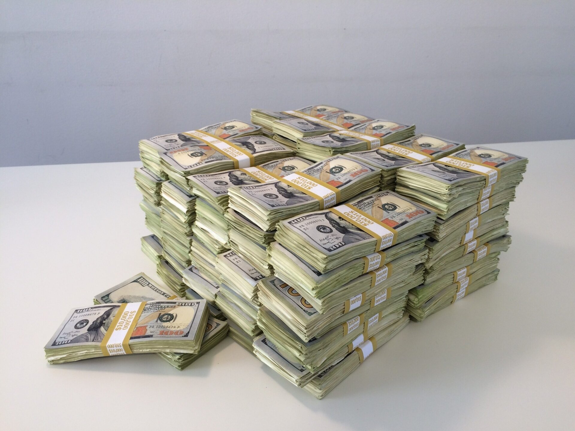 Avere de 2,3 miliarde dolari. Grupul cu impact major