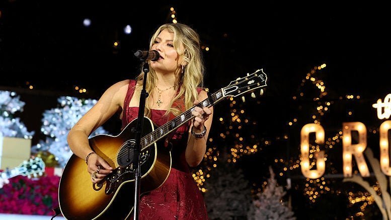 Dasha lansează o înregistrare live emoționantă de la Grand Ole Opry, sărbătorind un moment personal În ziua în care a împlinit 26 de ani, Dasha a oferit fanilor un cadou special: o înregistrare live a piesei „Oh, Anna!” de la Grand Ole Opry