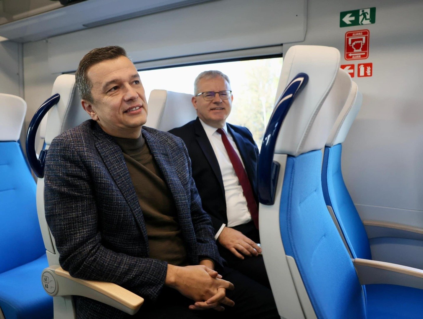 Grindeanu, la Bruxelles: Discuții despre protocolul coaliției Ministrul Transporturilor, Sorin Grindeanu, va avea joi, la Bruxelles, o serie de întâlniri cu lideri europeni importanți