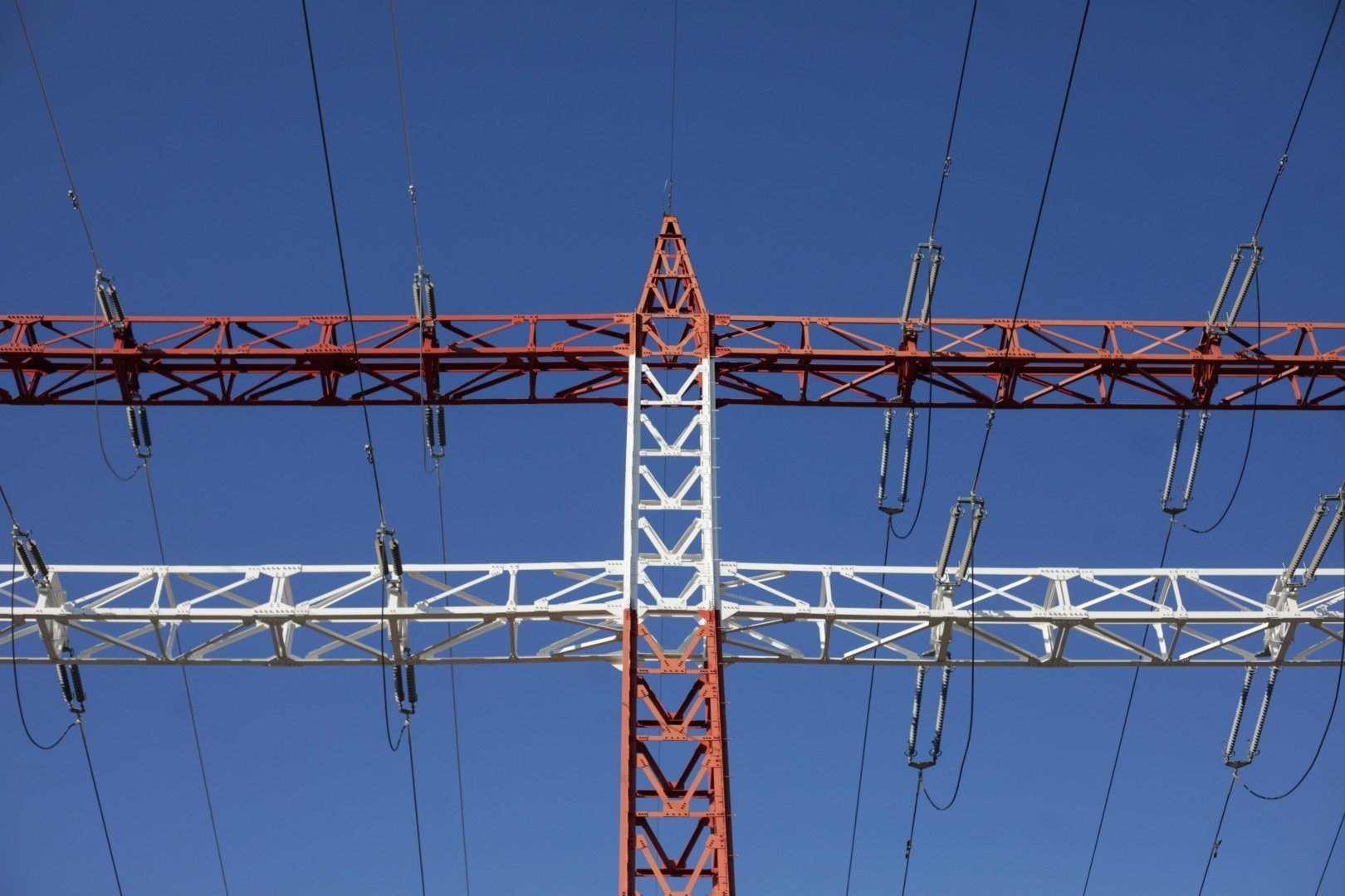 Chișinău instituie starea de alertă în sectorul energetic Guvernul Republicii Moldova a aprobat miercuri, 4 martie, instituirea stării de alertă în sectorul energetic