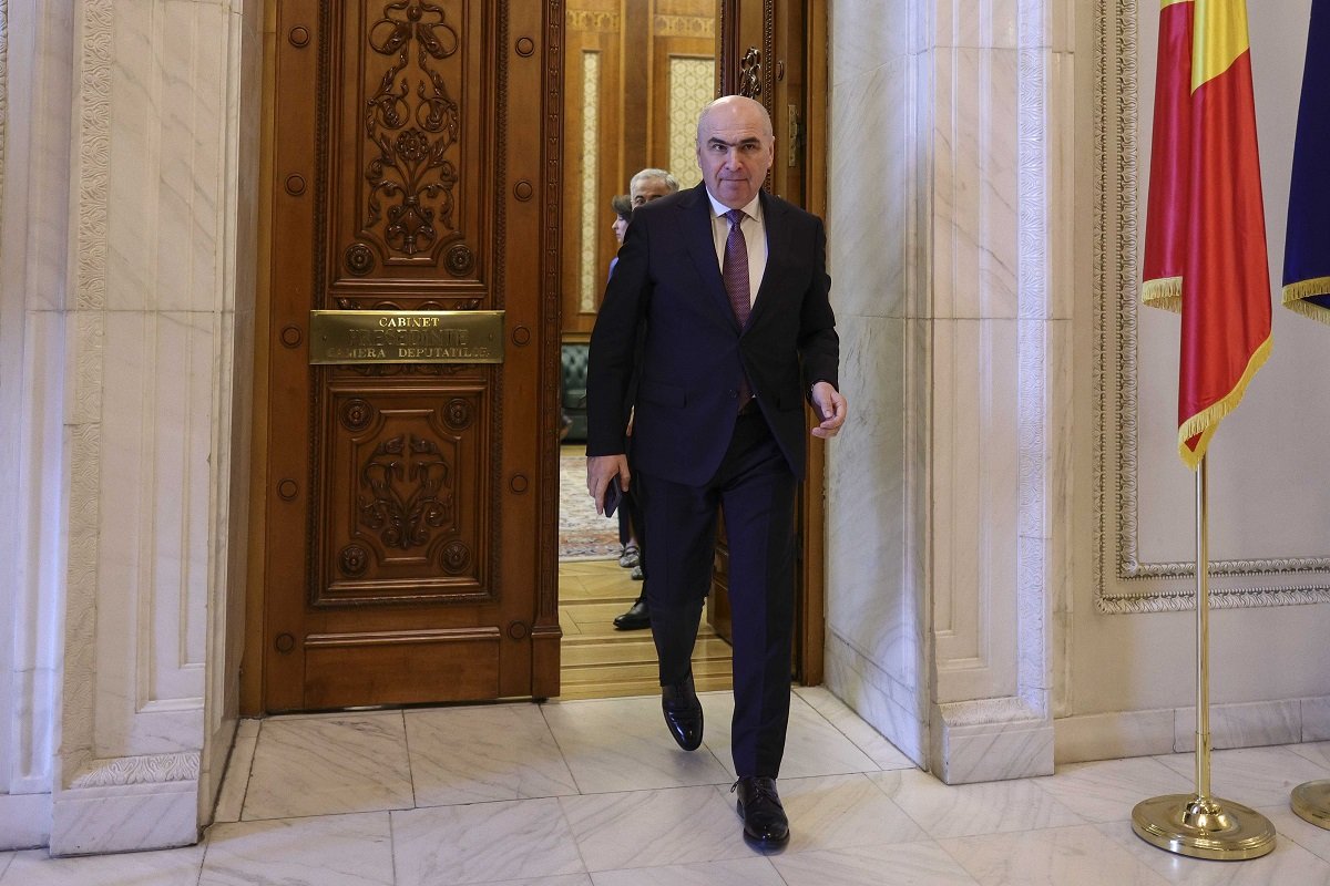 Proiectul privind cumulul pensie-salariu, pe punctul de a fi trimis Parlamentului Premierul Ilie Bolojan a anunțat, luni, că proiectul de lege referitor la cumulul pensiei și salariului în sistemul public este finalizat