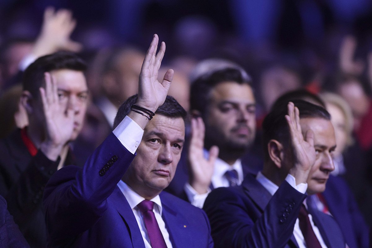 PSD extinde consultările interne privind guvernarea, cu Ilie Bolojan pe masă Biroul Permanent Național al Partidului Social Democrat a decis, luni, în unanimitate, să extindă consultarea internă privind participarea social-democraților la guvernare