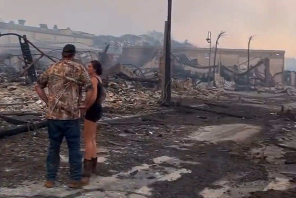 Hawaii, sub amenințarea inundațiilor: Mii de oameni evacuați din cauza riscului de cedare a unui baraj vechi Ploile torențiale au forțat evacuarea a peste 5.500 de persoane din nordul insulei Oahu, Hawaii