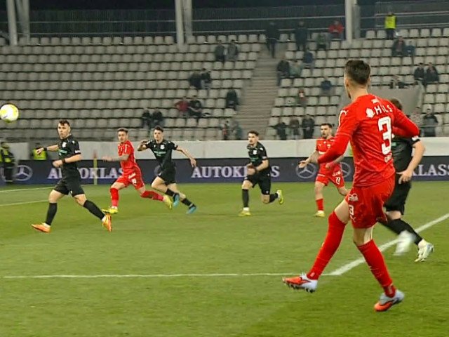 Spectacol fotbalistic: Cupa României își desemnează semifinalistele Cupa României a oferit, în această săptămână, meciuri spectaculoase și răsturnări de situație, conturând tabloul semifinalelor
