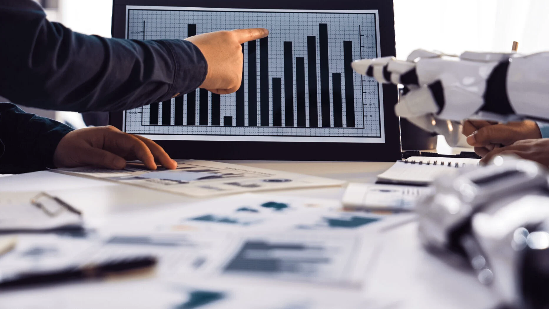 Bugetul de stat, sub semnul reducerilor: peste 28.000 de posturi au dispărut în 2025 Numărul angajaților din sectorul public a continuat să scadă în 2025, ajungând la aproximativ 1,278 milioane de persoane, conform datelor oficiale