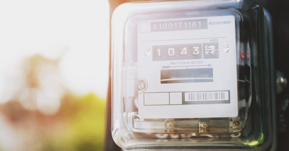 Pensionară, facturi neprimite la energie. Cât datorează după șapte luni de blocaj?