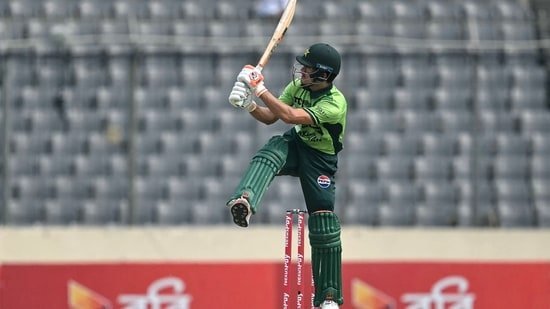 Bangladesh domină Pakistanul în al doilea meci ODI, Sadaqat iese accidentat Mirpur, Bangladesh – Echipa de cricket a Bangladeshului continuă să-și arate forța pe teren propriu, dominând Pakistanul și în cel de-al doilea meci ODI al seriei