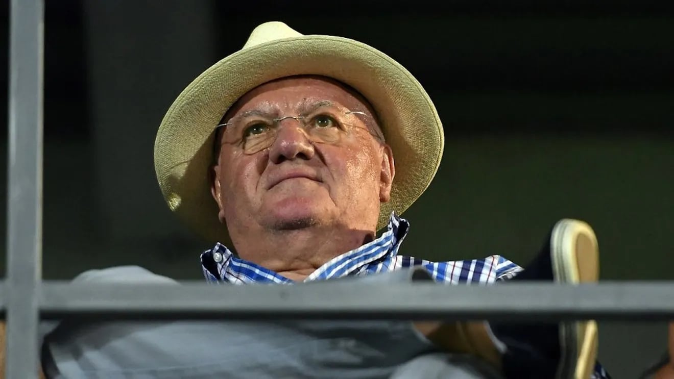 Dumitru Dragomir, fostul șef al Ligii Profesioniste de Fotbal, a renunțat la achiziția a două apartamente de lux în Dubai, în valoare de două milioane de euro