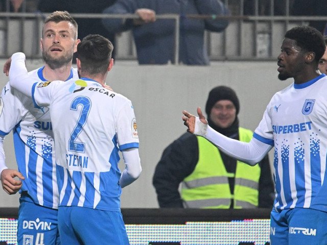 Crețu, după victoria Craiovei cu CFR Cluj: ”Joc puțin spre deloc și încerc să-mi aduc aportul” Universitatea Craiova a învins CFR Cluj cu 3-1, după prelungiri, în sferturile de finală ale Cupei României