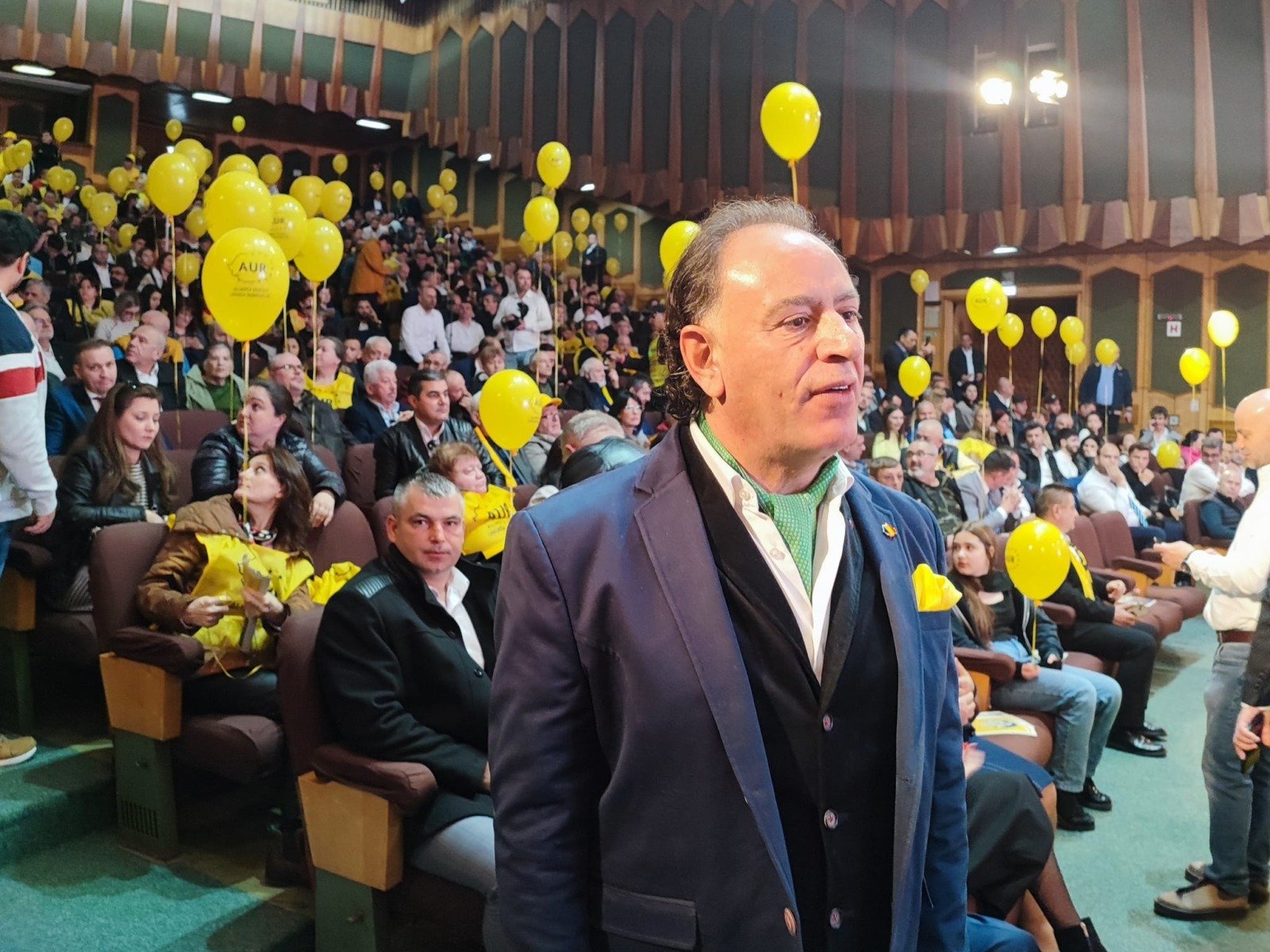 Mohammad Murad, deputat AUR de Constanța, neagă zvonurile privind o posibilă plecare din partidul condus de George Simion, cel puțin deocamdată