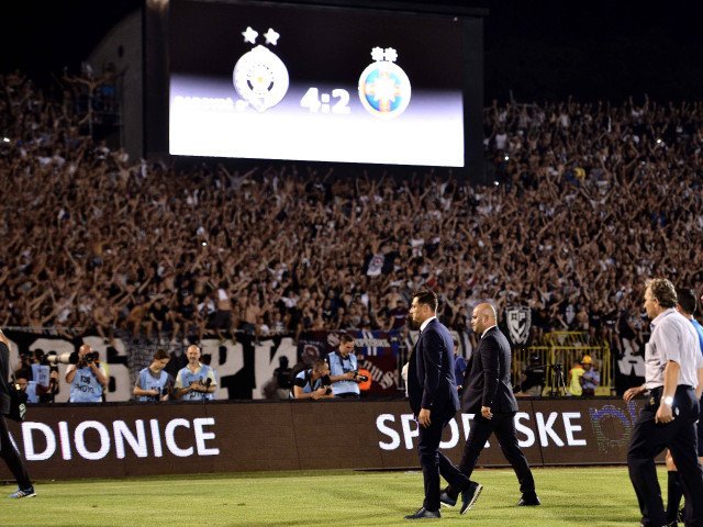 Becali îl vrea pe Rădoi: FCSB caută un nou antrenor după plecările lui Charalambous și Pintilii După plecările antrenorilor Elias Charalambous și Mihai Pintilii, Gigi Becali, patronul FCSB, a anunțat că primul antrenor cu care va discuta este Mirel Rădoi