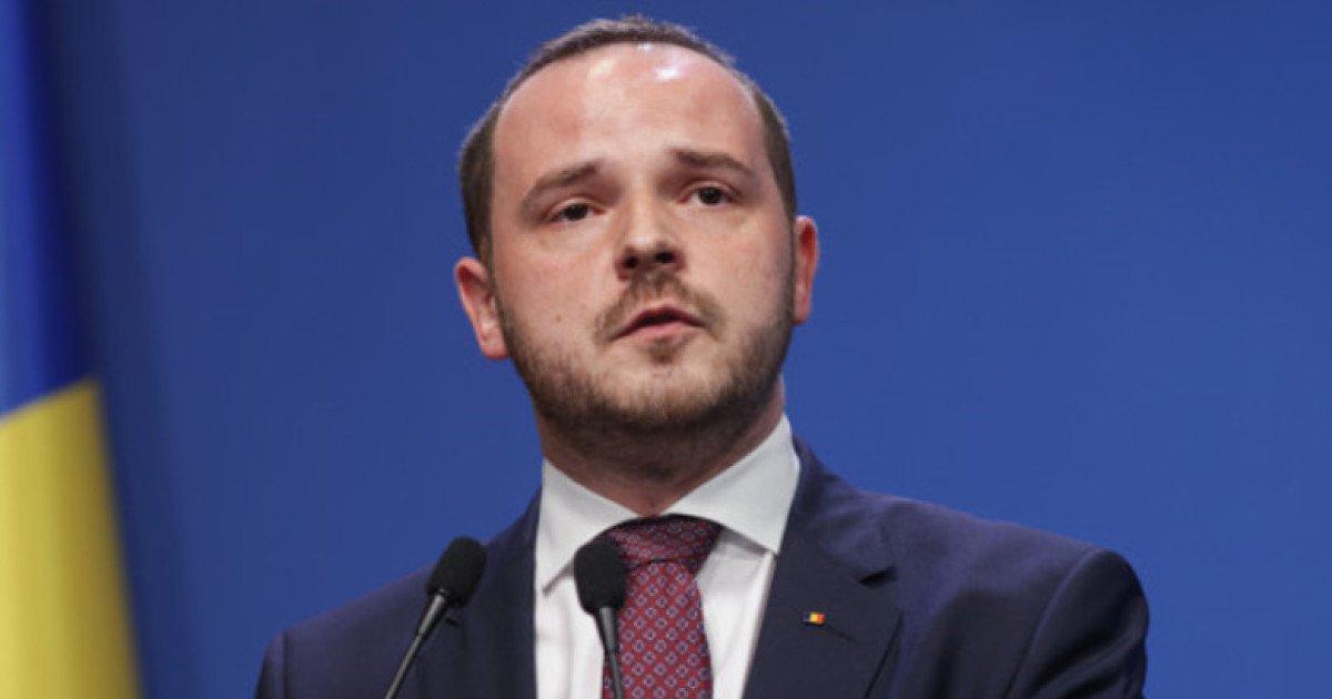 Ministrul Sănătății, îngrijorat de scăderea vaccinării copiilor: „Sunt cifre alarmante” Alexandru Rogobete, ministrul Sănătății, a tras un semnal de alarmă cu privire la scăderea ratei de vaccinare în rândul copiilor