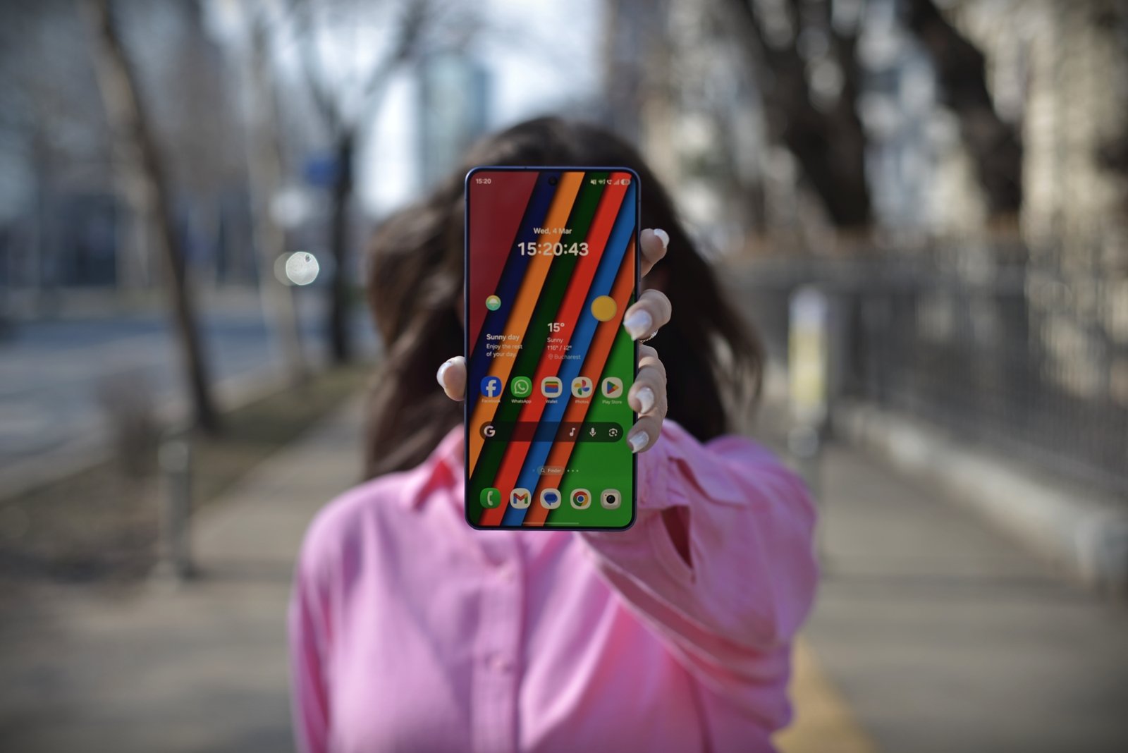 Samsung Galaxy S26 Ultra: ce oferă cel mai nou telefon lansat de compania sud-coreeană Samsung a lansat recent cel mai nou model de telefon din gama sa de top, Galaxy S26 Ultra, care vine cu un preț mai ridicat decât versiunea anterioară