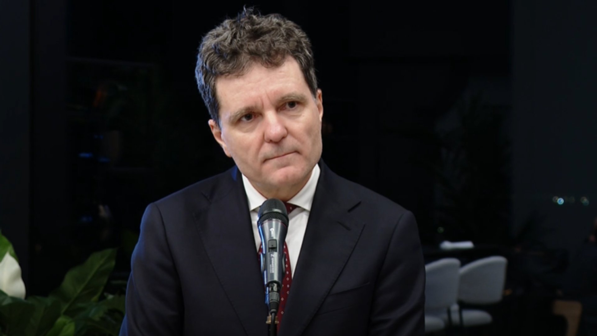 Critici dure la adresa președintelui nicușor dan În cadrul emisiunii „România în Direct” de la Europa FM, jurnalistul Cristian Tudor Popescu a criticat dur prestația președintelui Nicușor Dan
