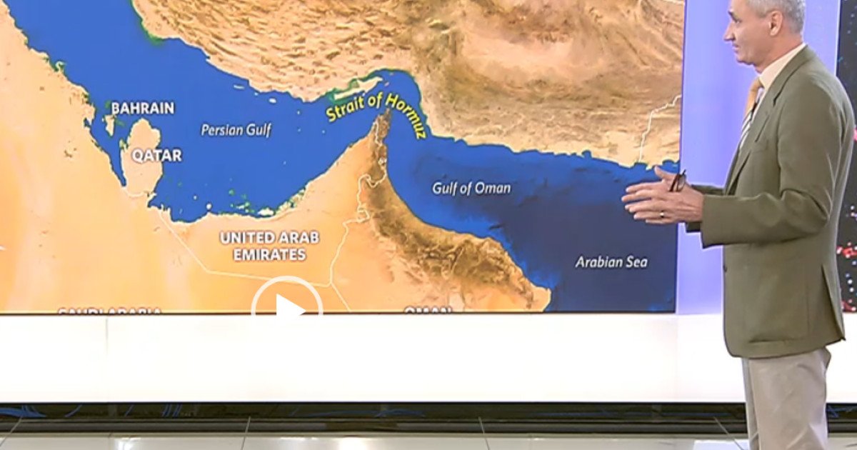 Amenințare cu blocarea strâmtorii Ormuz: Iranul sfidează o flotă americană puternică Tensiunile în Golful Persic ating cote înalte, după ce oficialii iranieni au amenințat că vor bloca strâmtoarea Ormuz, o arteră vitală pentru comerțul global de petrol