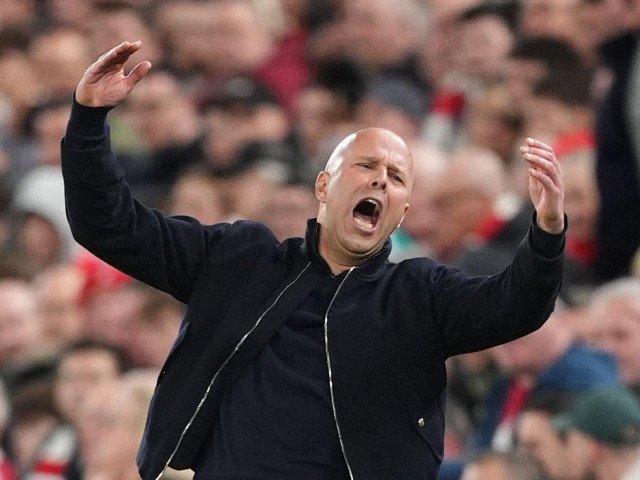 Liverpool, în sferturi după o victorie categorică cu Galatasaray; Arne Slot, optimist înaintea duelului cu PSG Liverpool s-a calificat în sferturile de finală ale UEFA Champions League, după ce a învins categoric Galatasaray cu scorul de 4-0 pe teren propriu