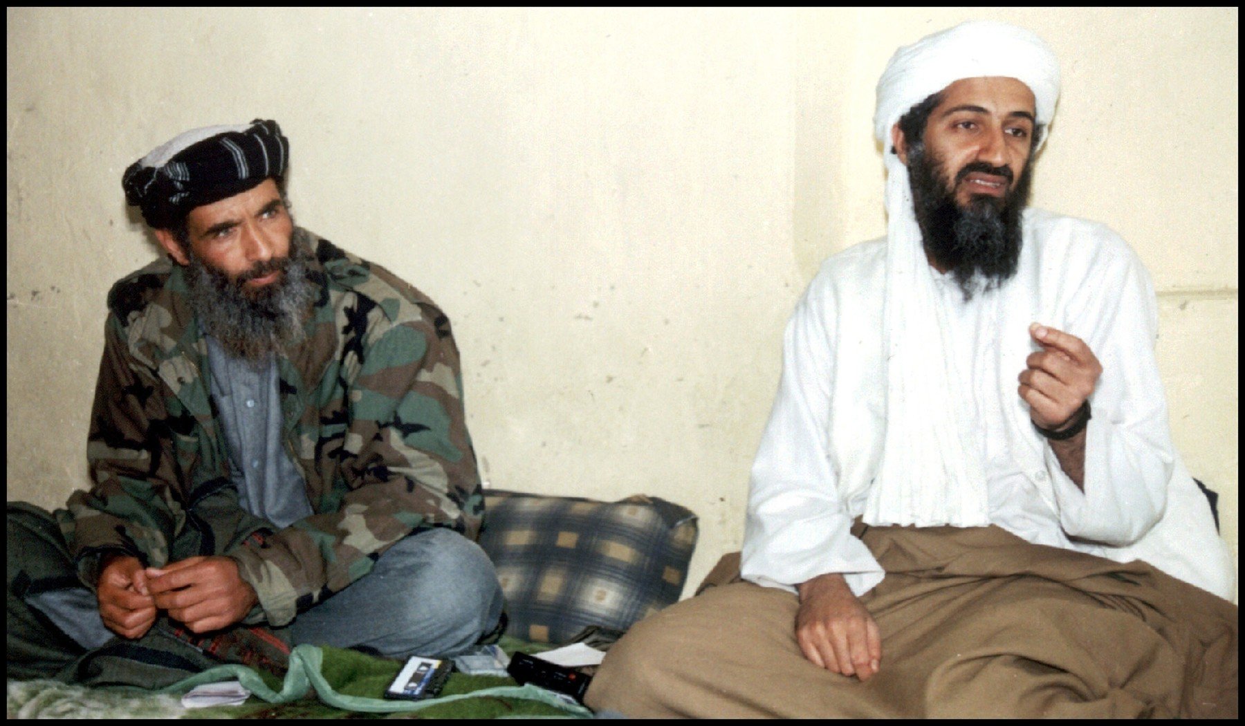 Ziua de naștere a lui Osama bin Laden și semnificațiile istorice ale datei de 10 martie Pe 10 martie 1957, se năștea omul care avea să devină unul dintre cei mai căutați teroriști din istorie, Osama bin Laden