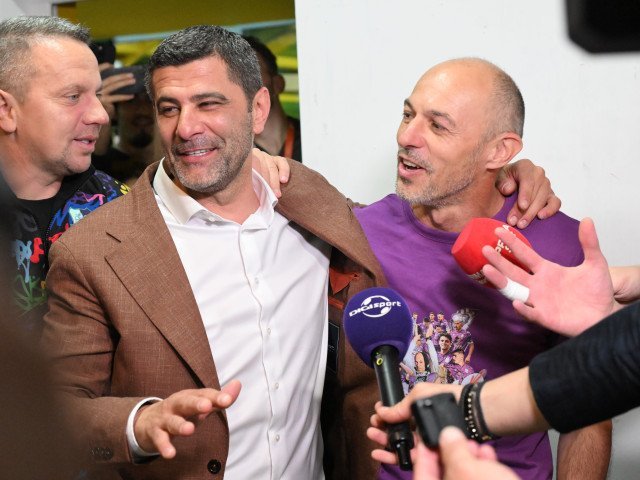 Bogdan Andone, dorit de Genk: Antrenorul lui FC Argeș, pe cale să plece în Belgia? Bogdan Andone, antrenorul echipei FC Argeș, ar putea părăsi echipa din Pitești pentru a prelua o formație din Belgia