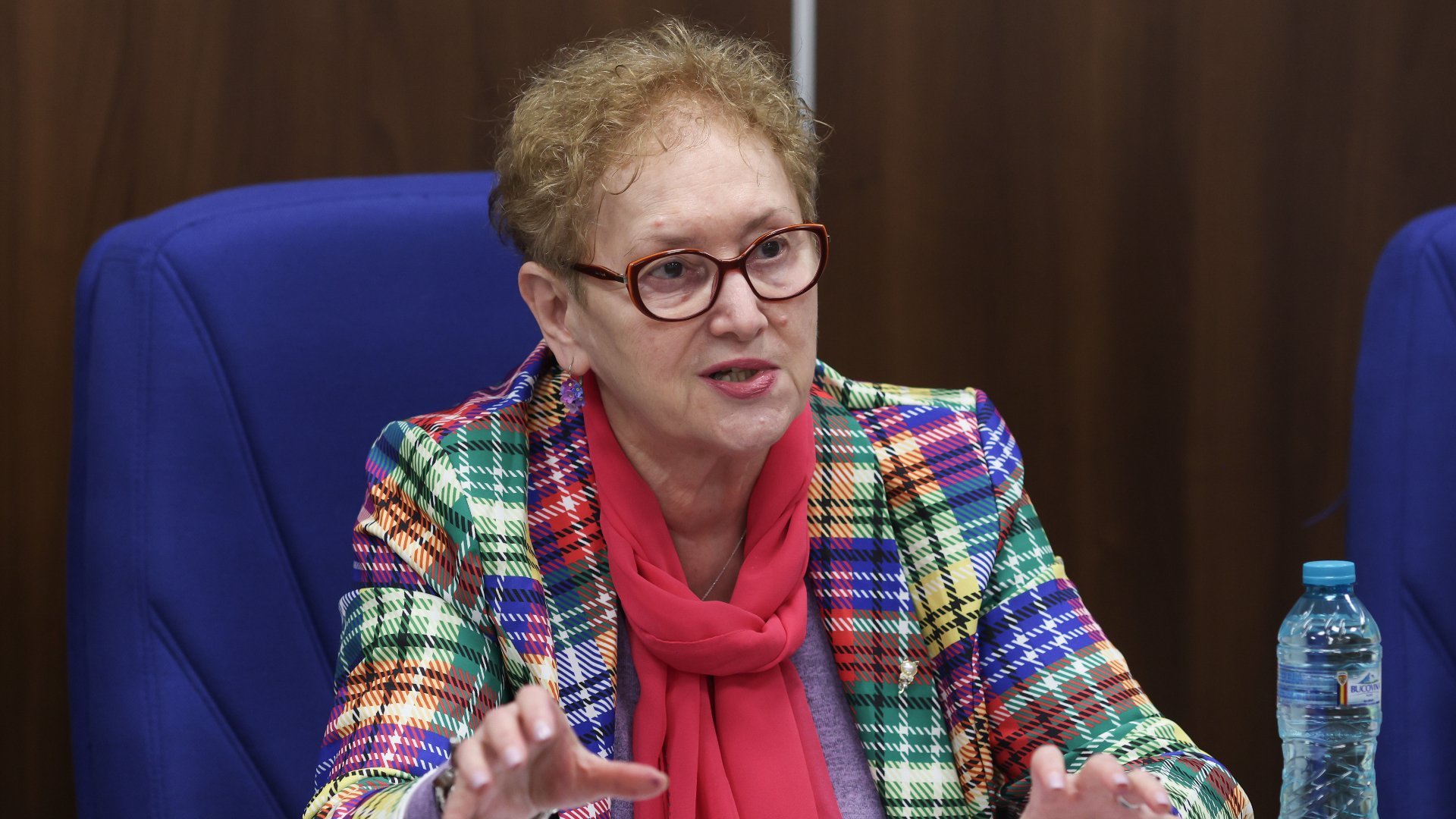 Avocatul Poporului atacă la CCR ordonanța de urgență privind reforma administrației Avocatul Poporului a sesizat Curtea Constituțională cu privire la ordonanța de urgență prin care guvernul implementează reforma administrației publice