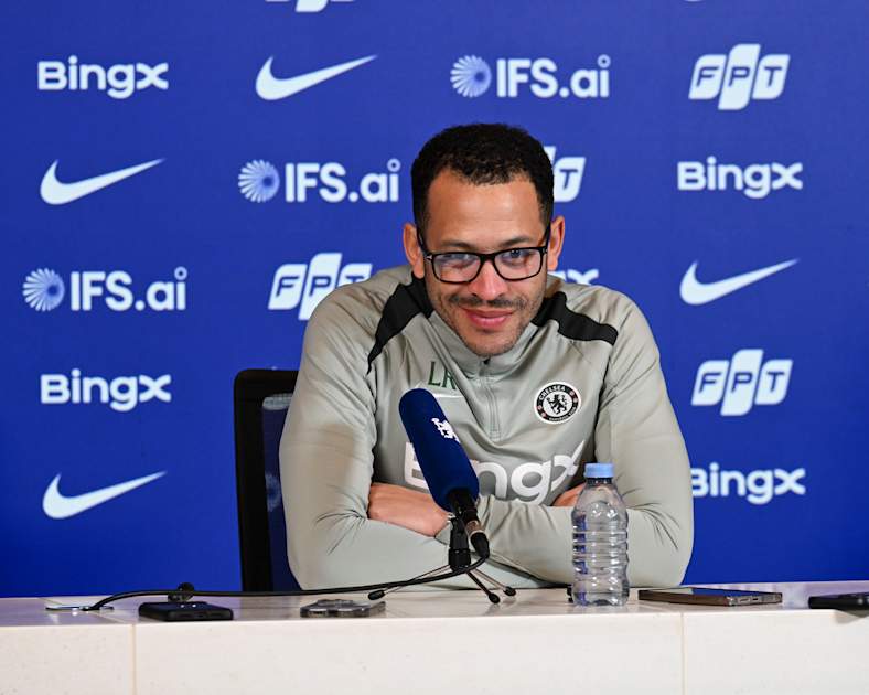 Palmer și James, apți pentru meciul cu Aston Villa; Cucurella și Lavia, aproape de revenire Londra – Atacantul Cole Palmer și căpitanul Reece James sunt apți pentru meciul de miercuri al echipei Chelsea împotriva celor de la Aston Villa, a confirmat antrenorul Liam Rosenior