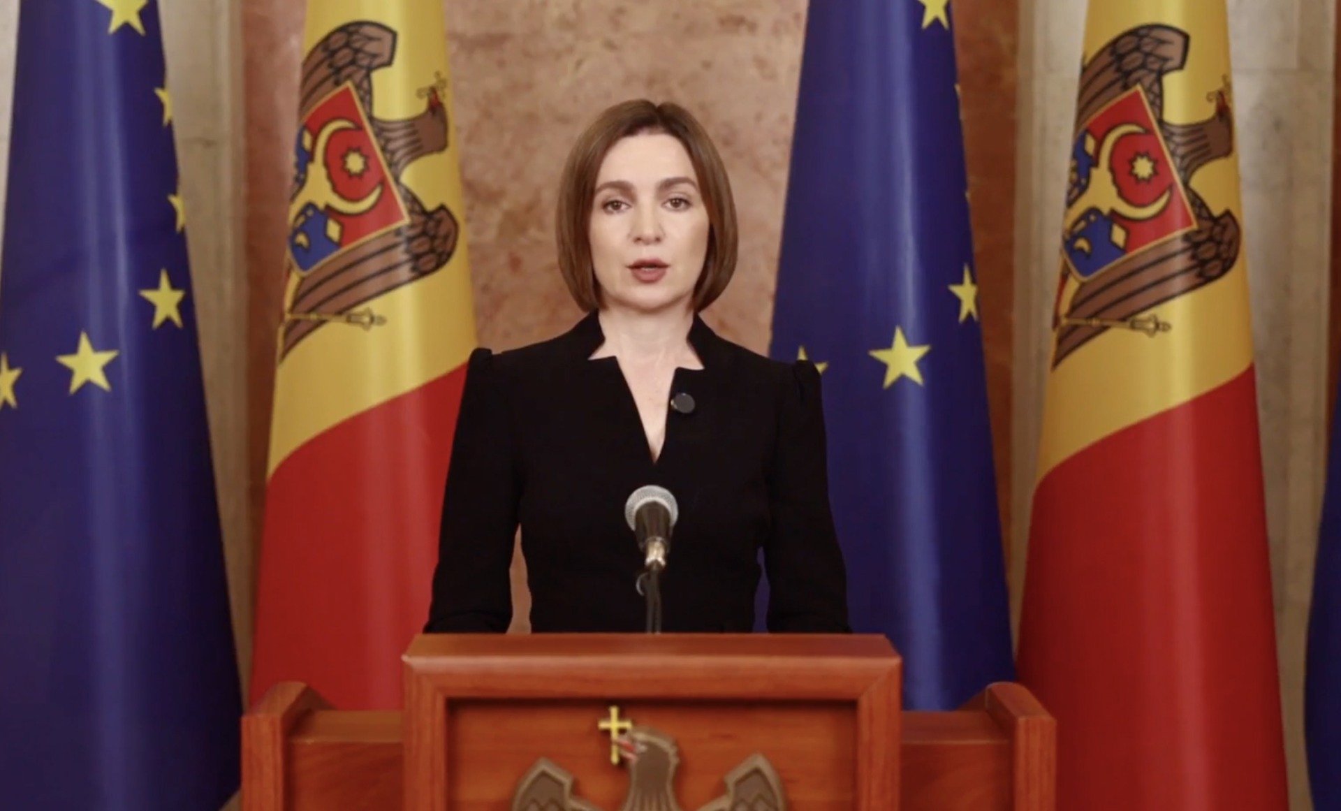 Maia Sandu condamnă atacurile Rusiei asupra infrastructurii energetice ucrainene Președinta Republicii Moldova, Maia Sandu, a condamnat ferm atacurile Rusiei asupra infrastructurii energetice civile din Ucraina, calificându-le drept crimă de război