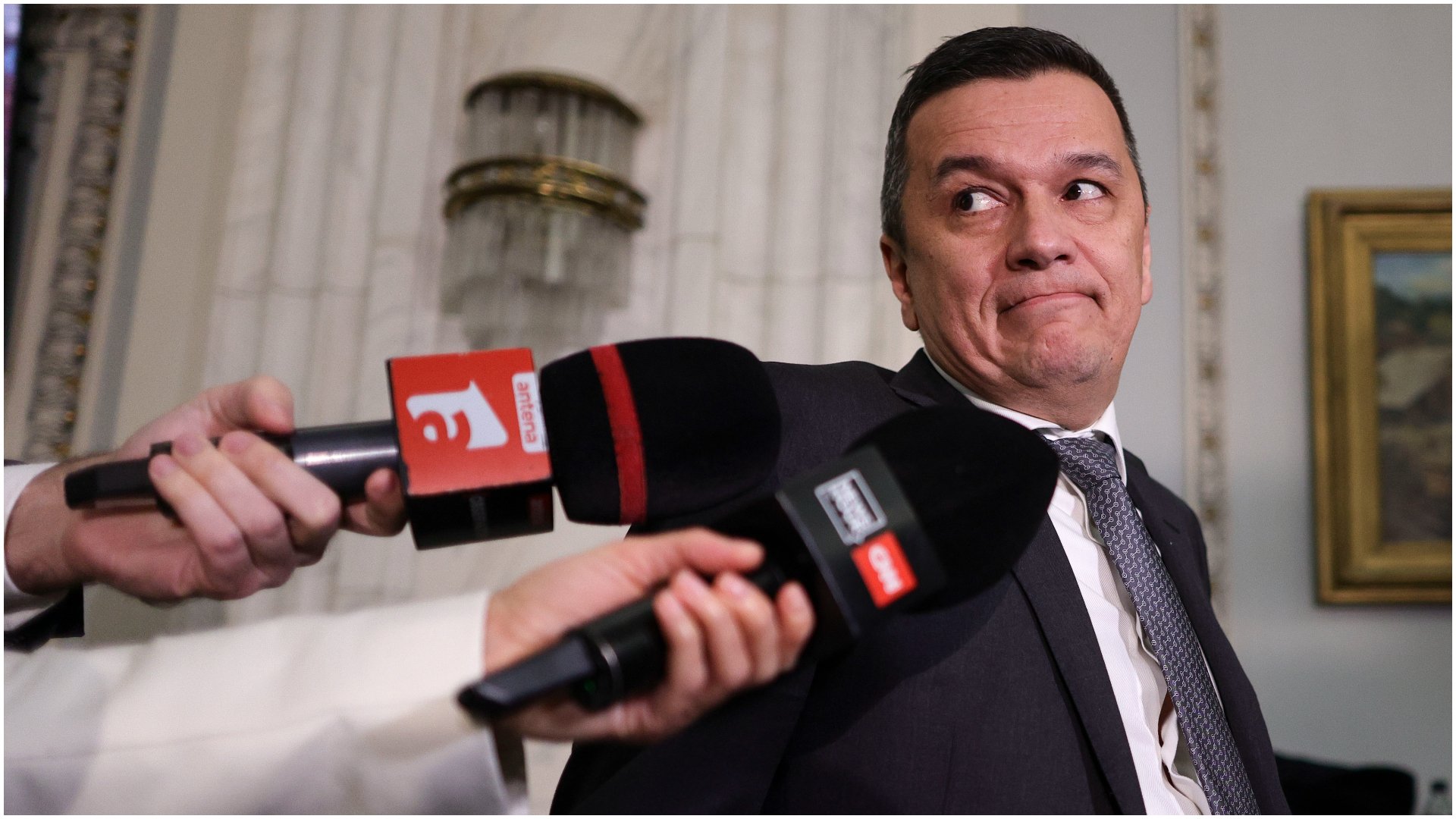 Grindeanu cere intervenția corpului de control la MAE în cazul Ponta Președintele Partidului Social Democrat (PSD), Sorin Grindeanu, i-a solicitat public premierului Ilie Bolojan să dispună trimiterea corpului de control al prim-ministrului la Ministerul Afacerilor Externe (MAE)