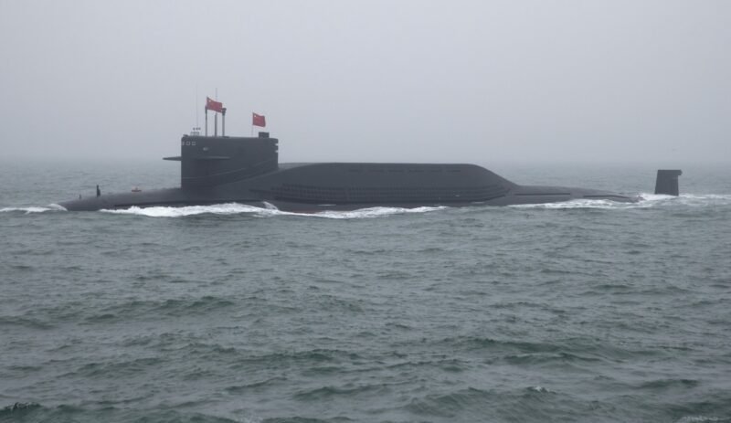 China cartografiază fundul oceanelor: O posibilă strategie militară în umbra submarinelor China desfășoară o amplă operațiune de cartografiere și monitorizare subacvatică în oceanele Pacific, Indian și Arctic