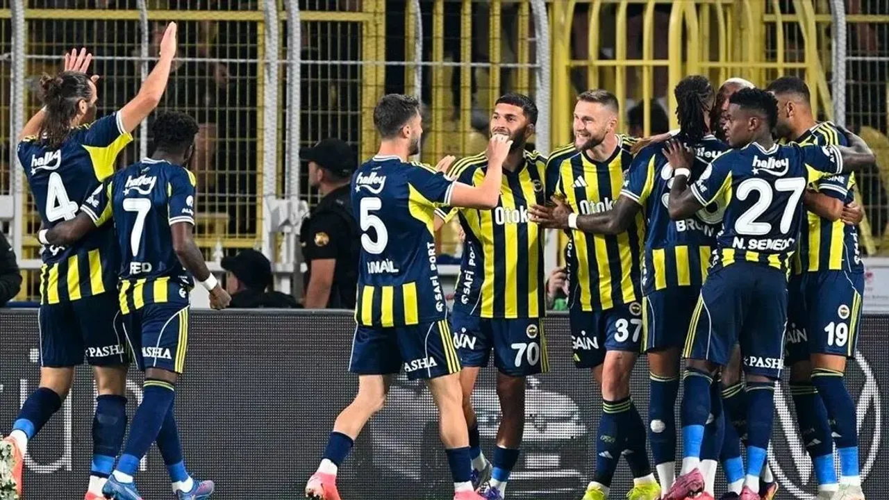 Fenerbahçe și Samsunspor se înfruntă în Süper Lig; un arbitru schimbat în ultimul moment Fenerbahçe și Samsunspor se vor întâlni în cadrul etapei a 25-a din Süper Lig, într-un meci ce va avea loc pe stadionul Chobani