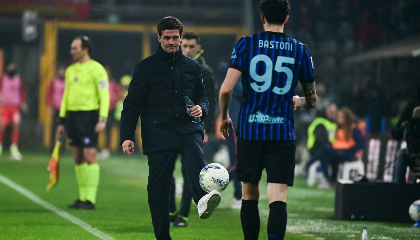Chivu surprinde înainte de derby-ul Milan – Inter: Zi liberă pentru jucători Înaintea derby-ului crucial dintre AC Milan și Inter Milano, programat duminică seară, pe „San Siro”, antrenorul Cristi Chivu a luat o decizie neobișnuită