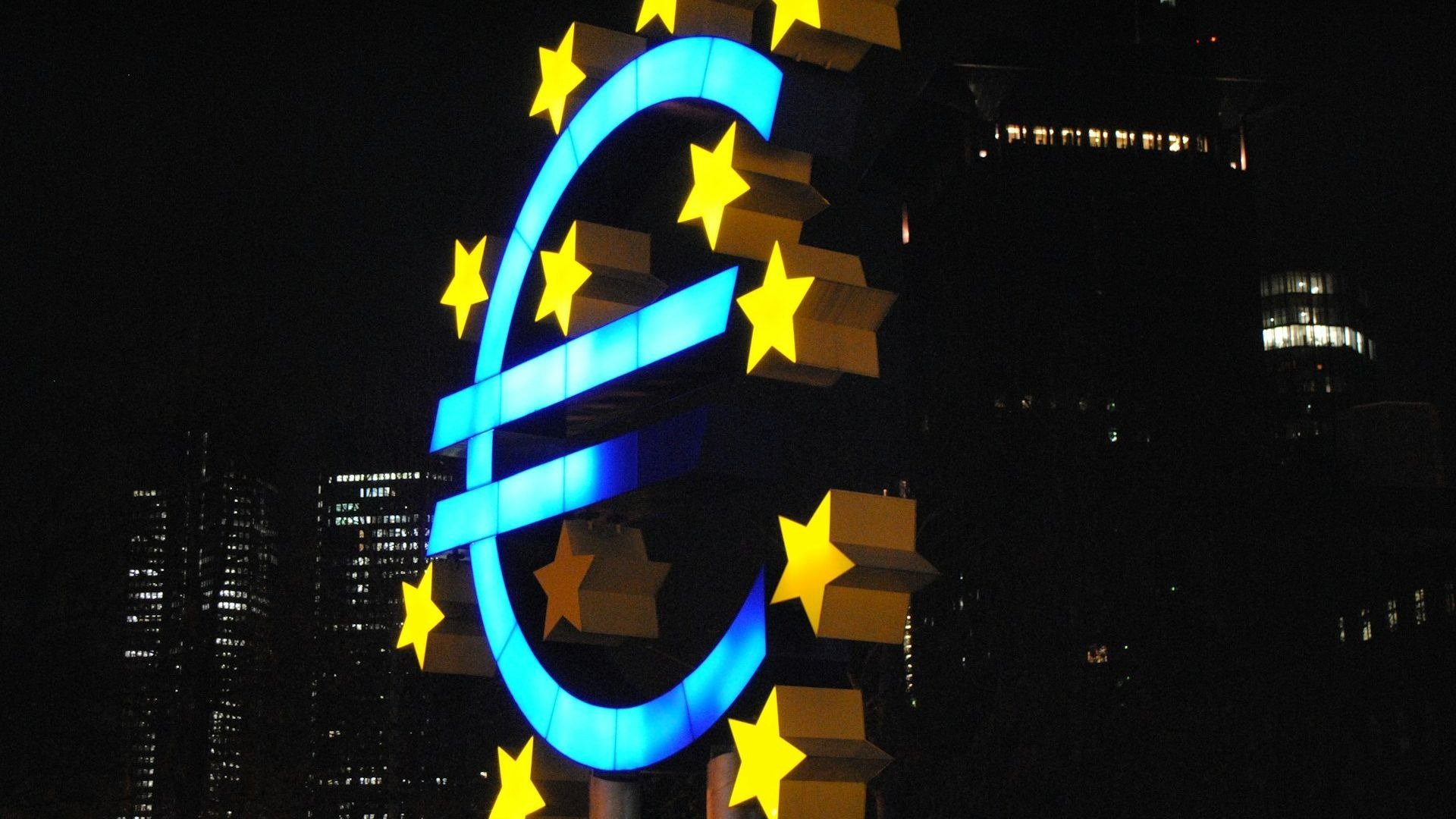 Transferurile în euro vor fi procesate în maximum 10 secunde: Noile reguli pentru bănci și clienți România se aliniază la noile reglementări europene privind plățile instant în euro