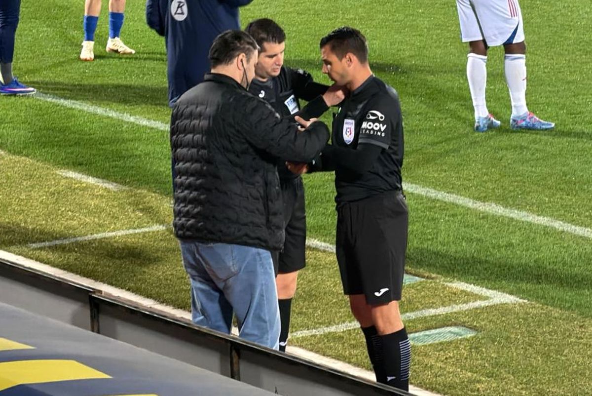 Arbitrul Andrei Chivulete a fost nevoit să părăsească terenul în prima repriză a meciului dintre Unirea Slobozia și Oțelul Galați, din cadrul etapei a doua a play-out-ului Ligii 1