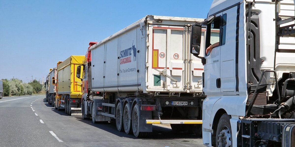 Confederația operatorilor cere reducerea accizelor la motorină și benzină