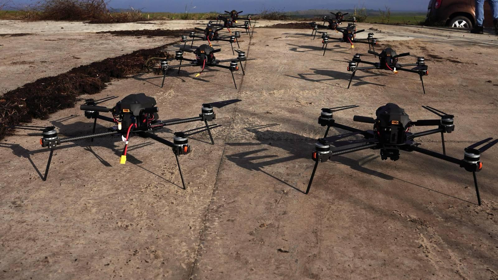 Orbotix Industries, acorduri strategice cu trei companii românești din domeniul apărării În contextul în care Europa intensifică investițiile în apărare și Bruxelles-ul promovează autonomia strategică, compania Orbotix Industries a semnat o serie de Memorandumuri de Înțelegere (MoU) cu trei companii românești importante din industria națională de apărare