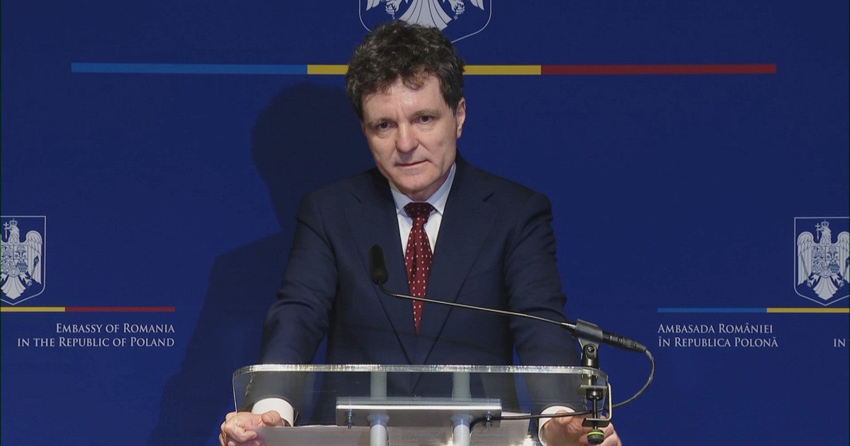 Nicușor Dan, despre cererile PSD și eventuala ieșire de la guvernare Președintele Nicușor Dan a declarat joi, în cadrul unei conferințe de presă la Varșovia, că nu poate estima dacă bugetul de stat permite alocarea de fonduri suplimentare pentru pensionari sau alte categorii vulnerabile