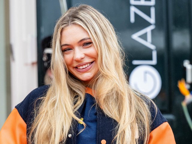 Echipamentul unei patinatoare olandeze, vândut la un preț record Jutta Leerdam, patinatoare de viteză din Olanda, a stabilit un nou record pentru cel mai scump echipament sportiv vândut vreodată pe o platformă dedicată