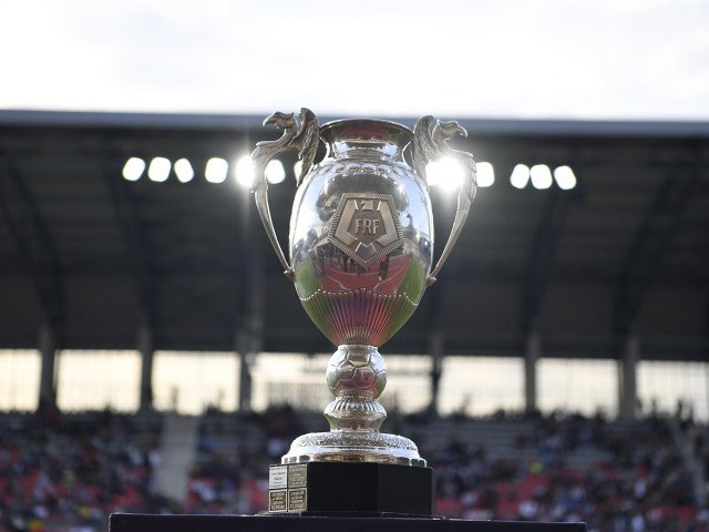 Dinamo intră în Cupa României cu Metalul Buzău; „U” Cluj și Craiova, în semifinale Dinamo București va juca împotriva celor de la Metalul Buzău joi, de la ora 20:00, în direct pe Digi Sport 1, în cadrul Cupei României