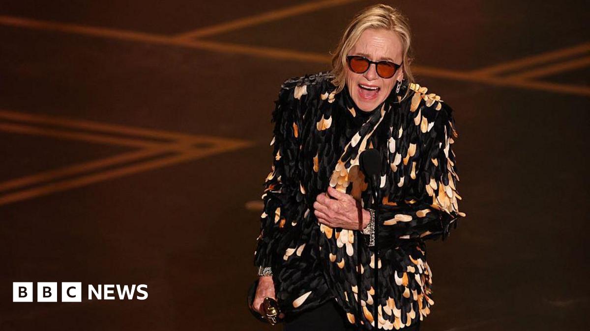 Filmările pentru „F1”, nominalizat la Oscar, au avut loc pe circuitul Silverstone Filmul „F1”, cu Brad Pitt și Damson Idris în rolurile principale, a fost filmat parțial pe celebrul circuit de Formula 1 de la Silverstone