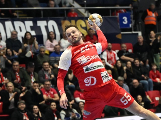 Dinamo București înfruntă Kolstad în Liga Campionilor la handbal Echipa de handbal Dinamo București joacă împotriva formației norvegiene Kolstad în Liga Campionilor, miercuri, de la ora 19:45, pe Digi Sport 3