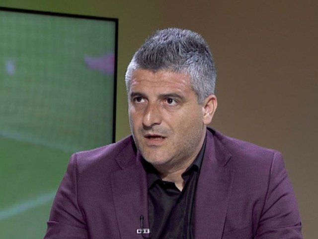 Scandal la Cupa României: Daniel Niculae, furios după eliminarea lui Hermannstadt FC Argeș și Gloria Bistrița se vor înfrunta miercuri, de la ora 17:30, pe Digi Sport 1, în timp ce Universitatea Craiova va juca împotriva celor de la CFR Cluj, de la ora 20:30, tot pe Digi Sport 1, în cadrul Cupei României