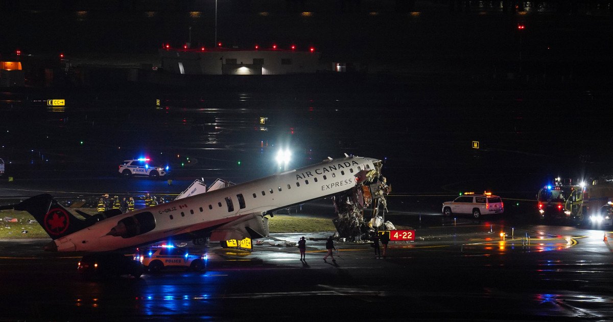 Accident dramatic la LaGuardia: doi morți într-o coliziune între un avion și o mașină de pompieri New York, SUA – Două persoane au murit și alte două au fost rănite după ce un avion de pasageri al companiei Air Canada a lovit o mașină de pompieri pe pista aeroportului LaGuardia din New York