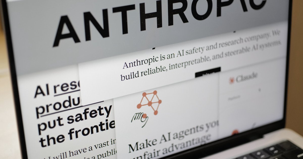 Anthropic refuză accesul nelimitat al armatei SUA la AI: „Riscă valorile democratice.”